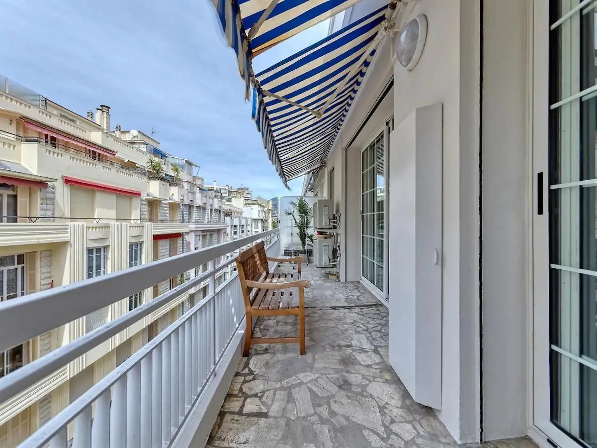 BH - LE BEETHOVEN - 6 people ,3 Room, Luxurious Nice Appartement